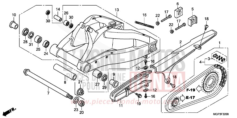SWINGARM for CBR1000RR Fireblade PEARL SUNBEAM WHITE (NHA66EA) from 2012